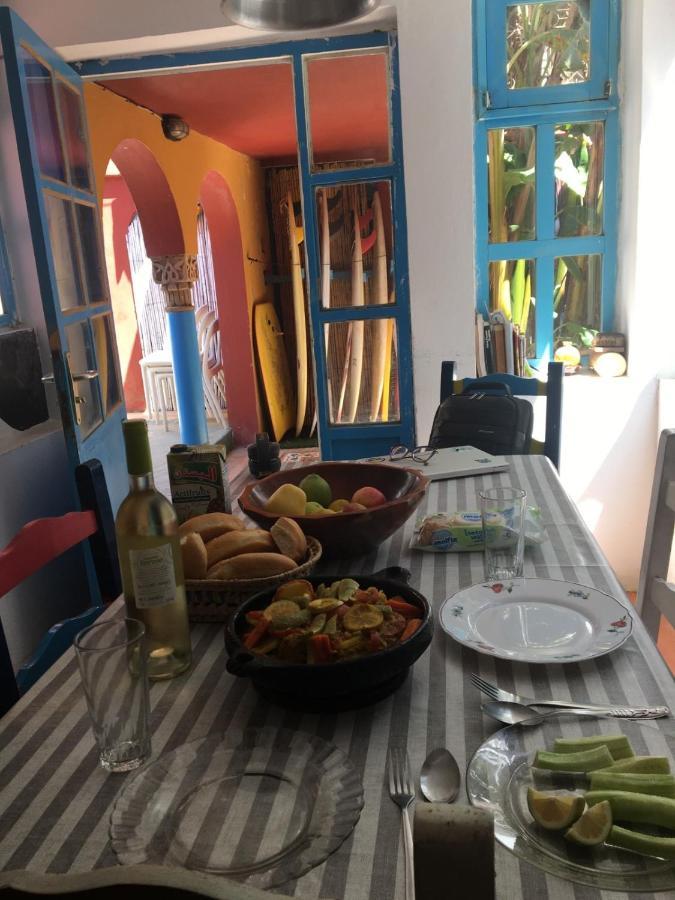 Dar El Pirata Hostel Асила Екстериор снимка