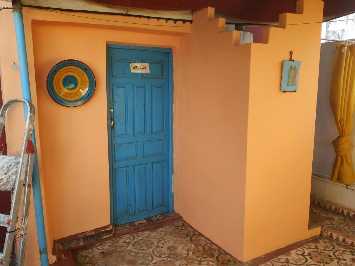 Dar El Pirata Hostel Асила Екстериор снимка