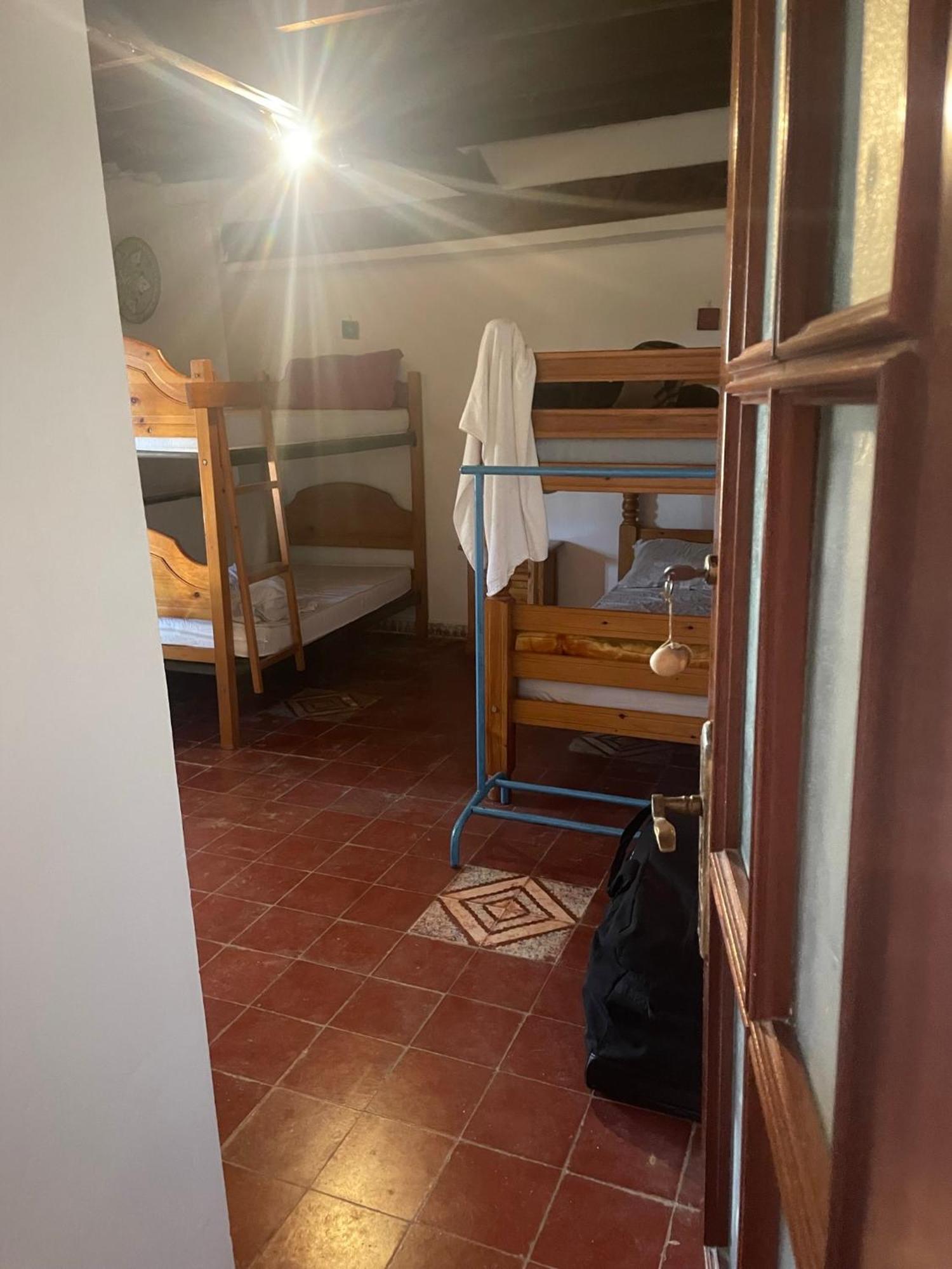 Dar El Pirata Hostel Асила Екстериор снимка
