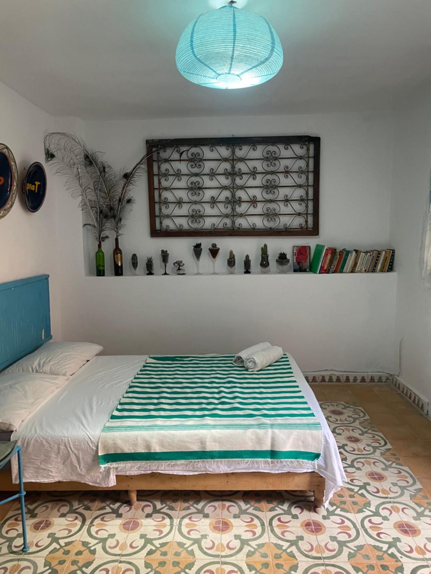 Dar El Pirata Hostel Асила Екстериор снимка