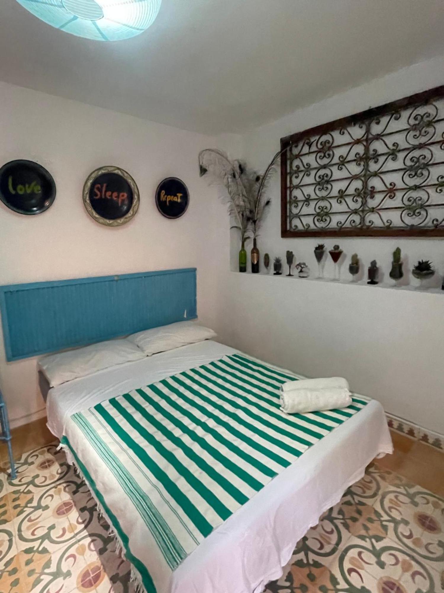 Dar El Pirata Hostel Асила Екстериор снимка