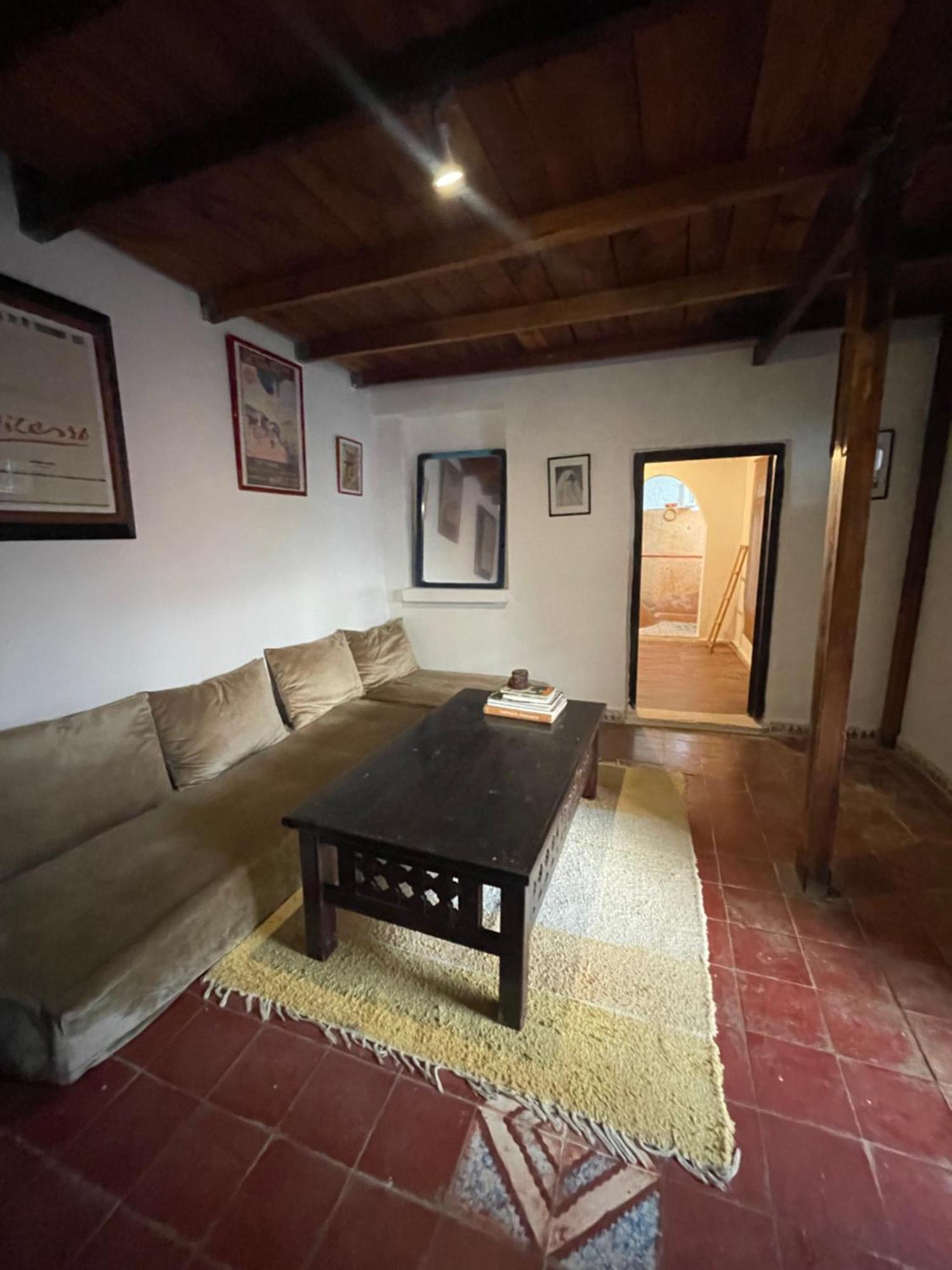 Dar El Pirata Hostel Асила Екстериор снимка